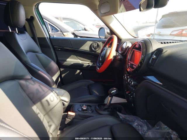 2019 MINI COUNTRYMAN WMZYT3C59K3E95158 Photo 4