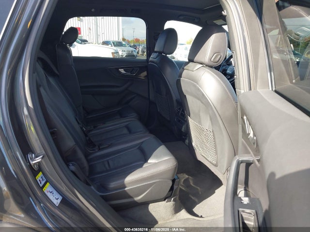 2019 AUDI Q7 WA1AAAF79KD003612 Photo 7