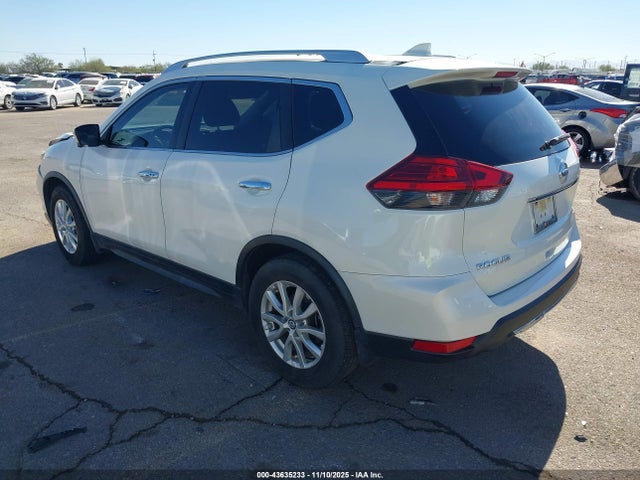 Nissan ROGUE SV 2017 JN8AT2MT3HW401017 Image 3
