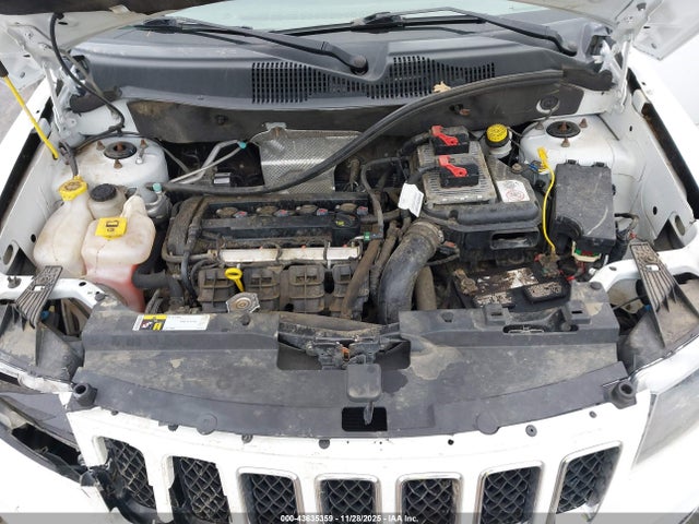 Jeep Compass Sport 2016 1C4NJCBA3GD648798 Image 10