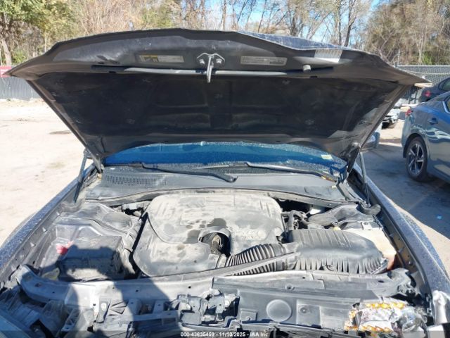 2017 CHRYSLER 300 2C3CCABG9HH664863 Photo 9