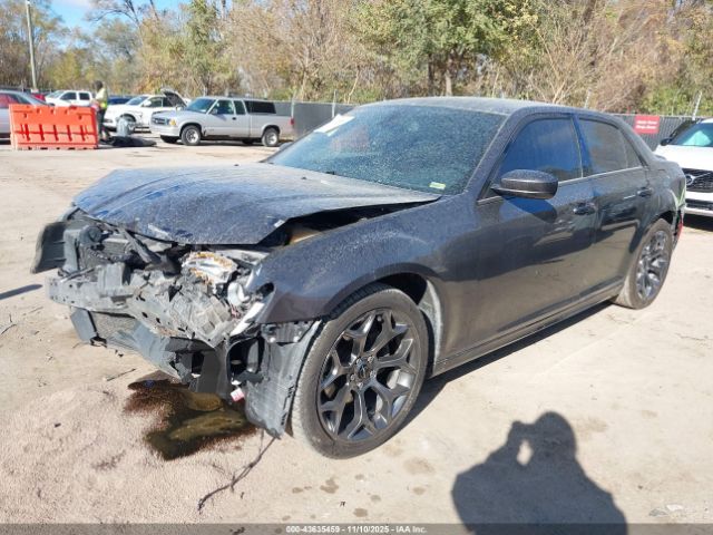 2017 CHRYSLER 300 2C3CCABG9HH664863 Photo 1