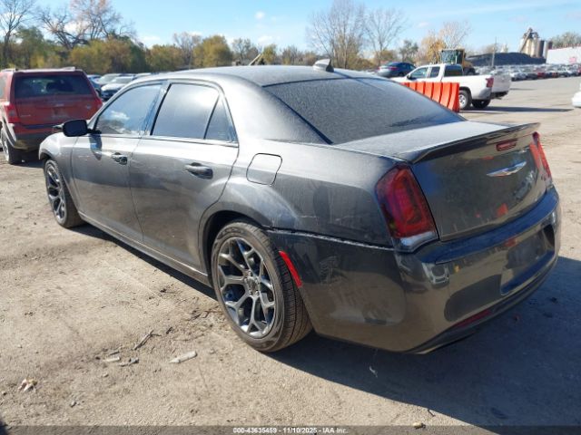2017 CHRYSLER 300 2C3CCABG9HH664863 Photo 2