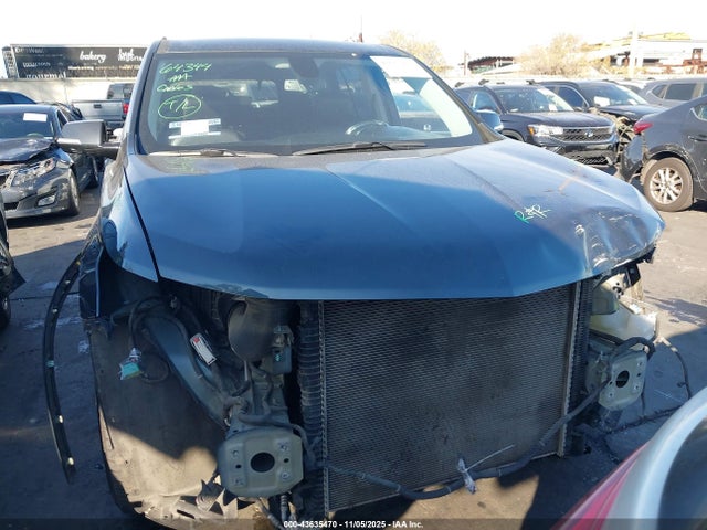 1GNERHKW3JJ266868 Chevrolet Traverse 3lt