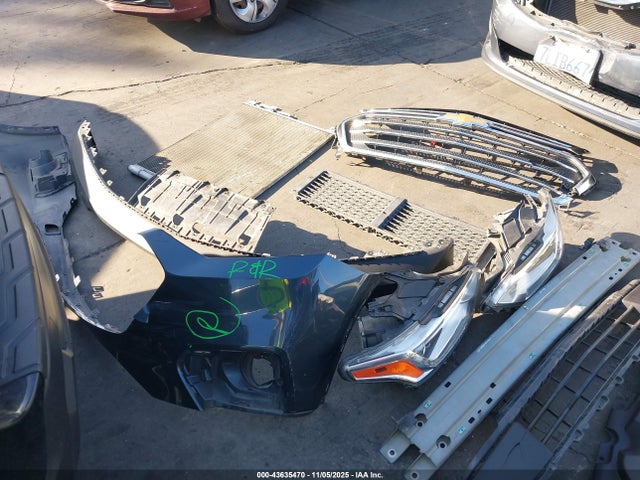 1GNERHKW3JJ266868 Chevrolet Traverse 3lt