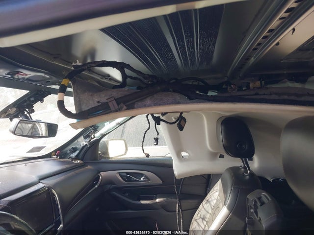 1GNERHKW3JJ266868 Chevrolet Traverse 3lt