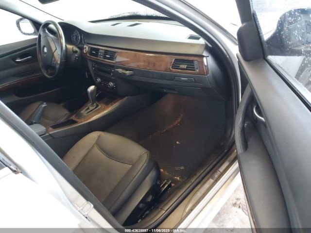 2011 BMW 335I WBAPL5C5XBA742460 Photo 4