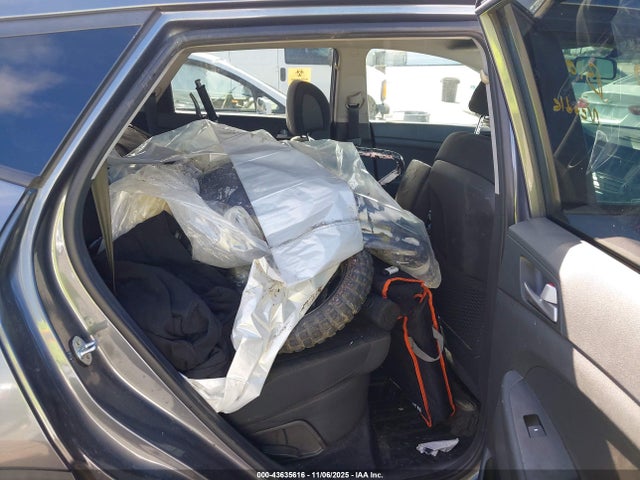 KM8J33A44HU575748 Hyundai TUCSON SE