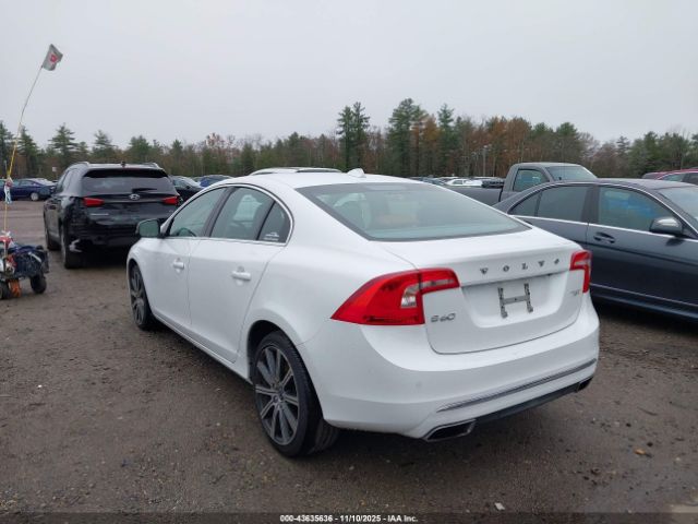 2017 VOLVO S60 INSCRIPTION LYV402TM3HB153126 Photo 2