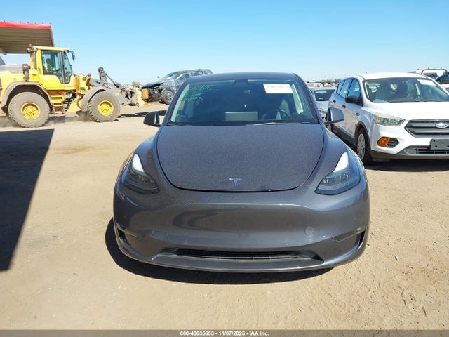 7SAYGDEF7NF347890 Tesla Model Y Performance Dual Motor All-wheel Drive