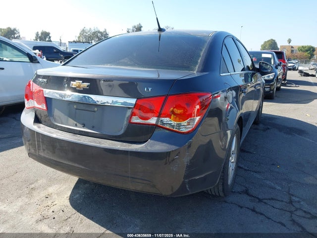 1G1PC5SB8E7216283 Chevrolet Cruze 1lt Auto
