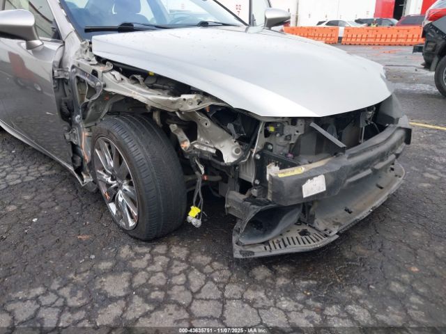 2016 LEXUS IS 200T JTHBA1D23G5025137 Photo 5