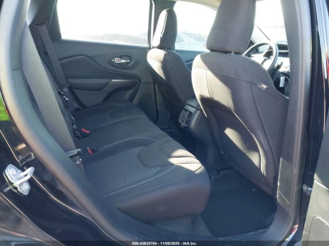 2020 JEEP CHEROKEE 1C4PJLCB1LD503771 Photo 7