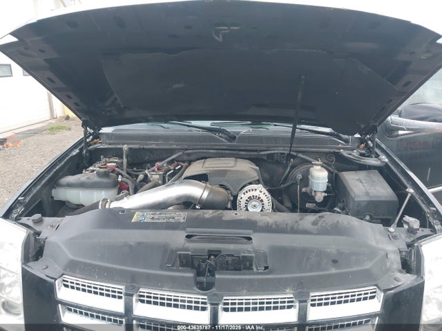 2010 CADILLAC ESCALADE ESV 1GYUKJEF0AR161034 Photo 9