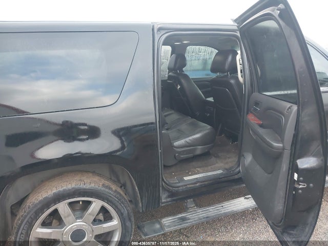 2010 CADILLAC ESCALADE ESV 1GYUKJEF0AR161034 Photo 7