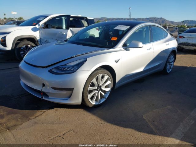 2018 TESLA MODEL 3 5YJ3E1EA7JF038401 Photo 1
