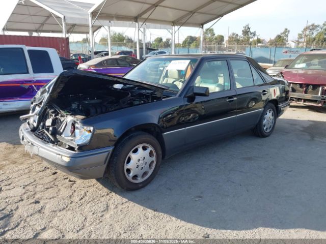 1994 MERCEDES-BENZ E WDBEA32E6RC127973 Photo 1