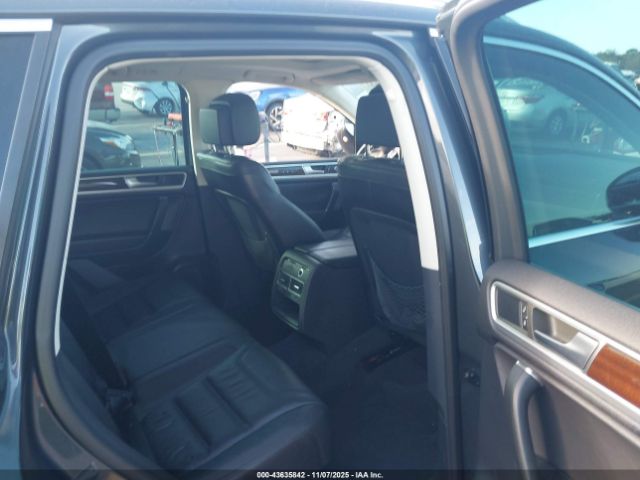 2015 VOLKSWAGEN TOUAREG WVGEF9BP6FD006658 Photo 7