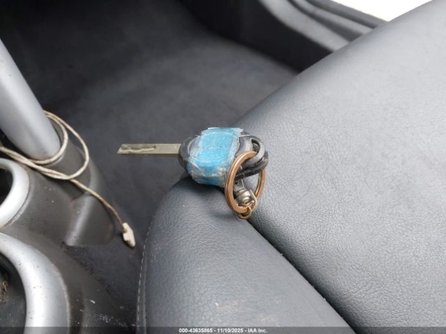 2005 MINI COOPER S WMWRE33585TG97490 Photo 10