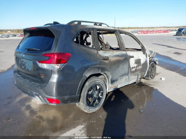 2024 SUBARU FORESTER JF2SKAJC8RH525244 Photo 3