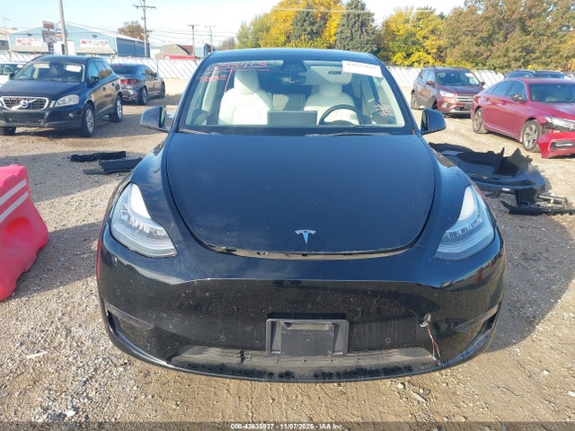 43635937 :رقم المزاد ، 5YJYGDEE6MF258413 vin ، 2021 Tesla Model Y Long Range Dual Motor All-wheel Drive مزاد بيع