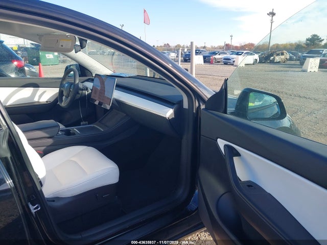 Aukcja sprzedaży 2021 Tesla Model Y Long Range Dual Motor All-wheel Drive, vin: 5YJYGDEE6MF258413, numer aukcji: 43635937