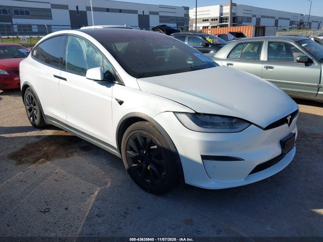 2022 TESLA MODEL X 7SAXCAE50NF356993 Photo 0