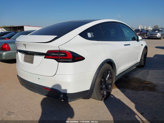 2022 TESLA MODEL X 7SAXCAE50NF356993 Photo 3