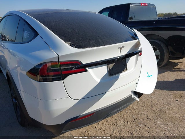 2022 TESLA MODEL X 7SAXCAE50NF356993 Photo 5