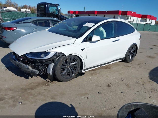 2026 TESLA MODEL X 7SAXCDE51TF475103 Photo 1