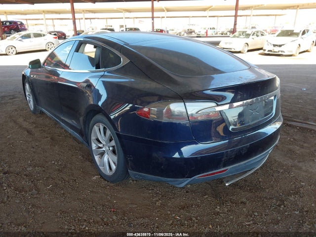 2014 TESLA MODEL S 5YJSA1S13EFP30382 Photo 2