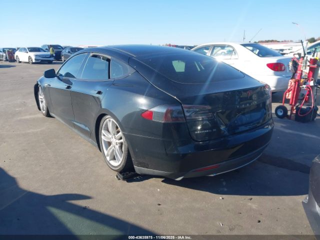 2015 TESLA MODEL S 5YJSA1H28FFP77263 Photo 2