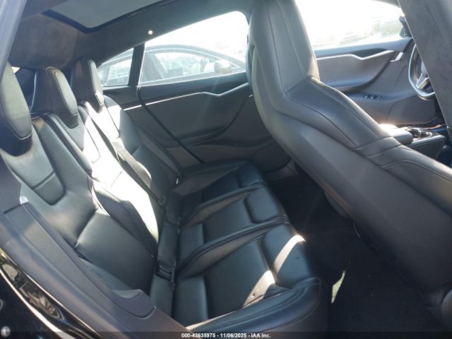 2015 TESLA MODEL S 5YJSA1H28FFP77263 Photo 7