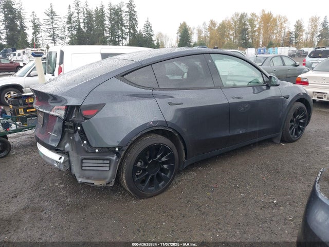 2023 TESLA MODEL Y 7SAYGAEE5PF760464 Photo 3