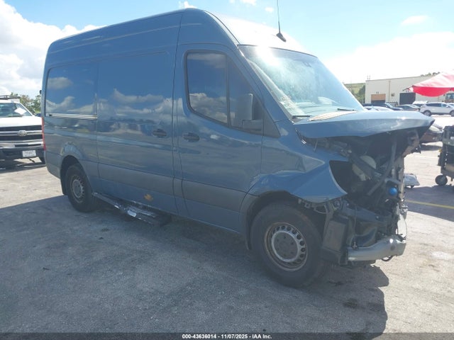 2019 Mercedes-benz Sprinter 2500 Standard Roof V6 მანქანა იყიდება აუქციონზე, vin: WD4PF0CD5KT003981, აუქციონის ნომერი: 43636014