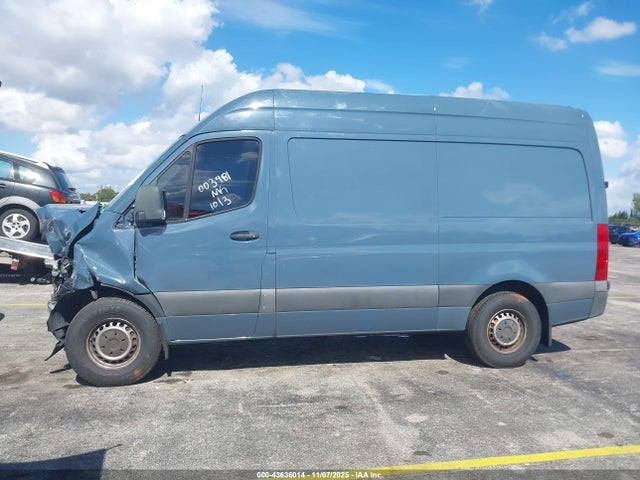 2019 Mercedes-benz Sprinter 2500 Standard Roof V6 მანქანა იყიდება აუქციონზე, vin: WD4PF0CD5KT003981, აუქციონის ნომერი: 43636014