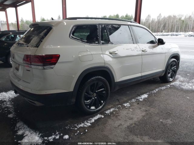 2021 VOLKSWAGEN ATLAS 1V2KR2CA7MC509875 Photo 3