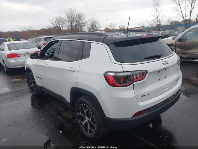 2024 JEEP COMPASS 3C4NJDCN3RT114298 Photo 2