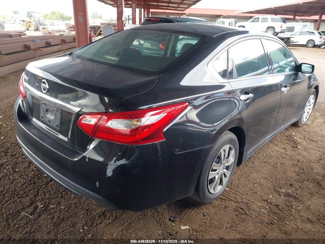 1N4AL3APXHN365329 Nissan Altima 2.5 S