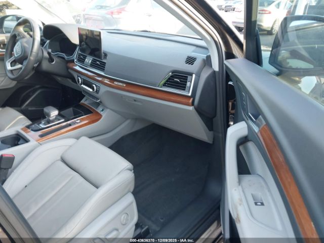 2023 AUDI Q5 WA1EAAFY2P2182380 Photo 4