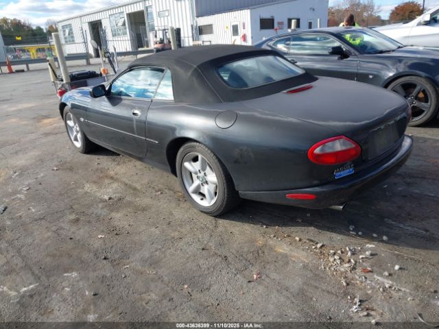 1999 JAGUAR XK8 SAJGX204XXC031940 Photo 2