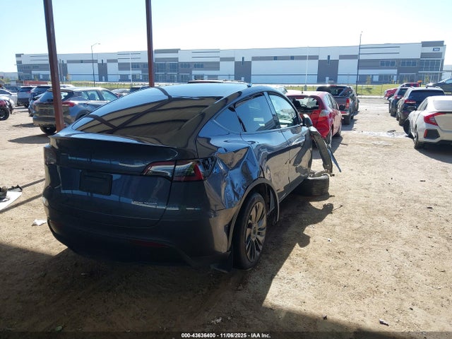 2023 TESLA MODEL Y 7SAYGDEE2PA208211 Photo 3