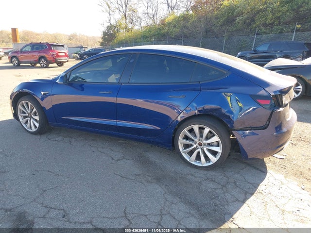 2019 TESLA MODEL 3 5YJ3E1EA7KF417366 Photo 2