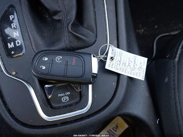 43636471 :رقم المزاد ، 1C4PJMLB9LD526298 vin ، 2020 Jeep Cherokee Latitude Plus 4x4 مزاد بيع