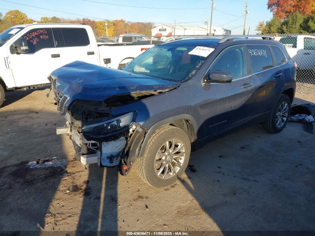 43636471 :رقم المزاد ، 1C4PJMLB9LD526298 vin ، 2020 Jeep Cherokee Latitude Plus 4x4 مزاد بيع