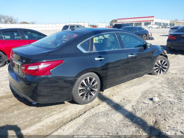 2018 NISSAN ALTIMA 1N4AL3AP8JC175949 Photo 3
