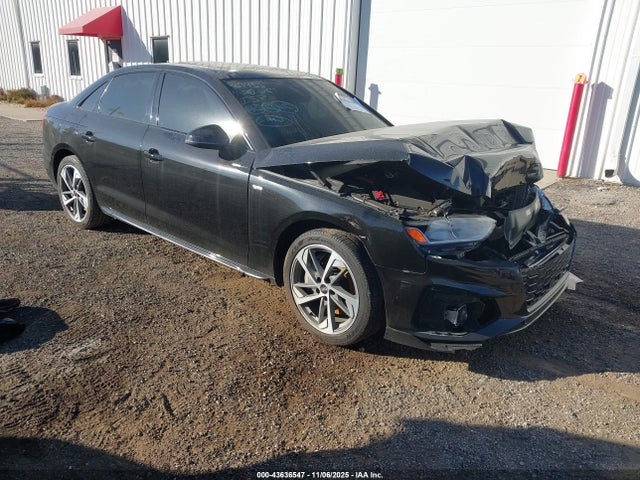 2021 AUDI A4 WAUEAAF49MA043526