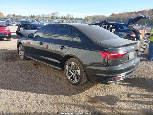 2021 AUDI A4 WAUEAAF49MA043526 Photo 2