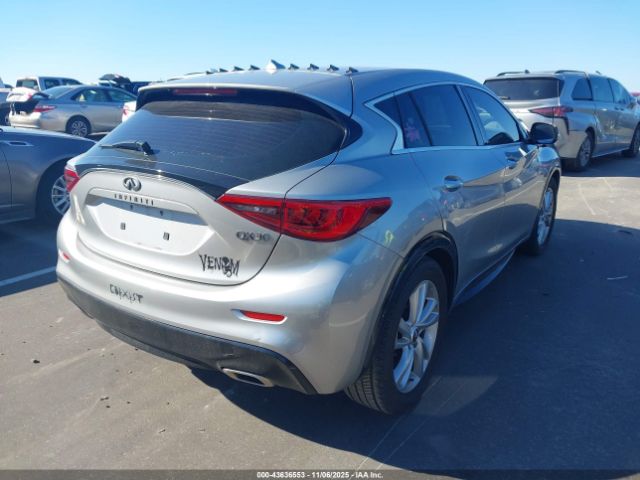 2017 INFINITI QX30 SJKCH5CP3HA033329 Photo 3