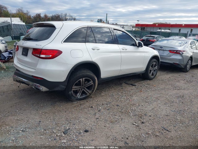 2017 MERCEDES-BENZ GLC 300 WDC0G4KB4HV009214 Photo 3